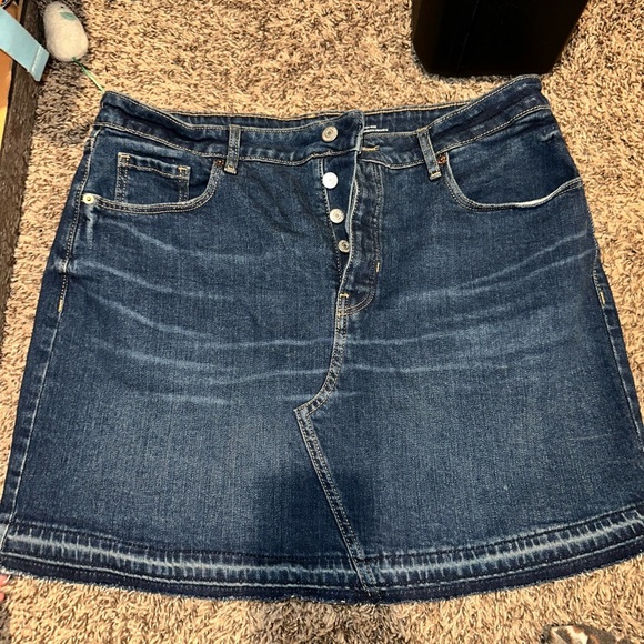 Old Navy Dresses & Skirts - Old navy Denim Skirt